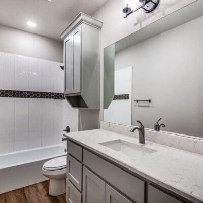 30x59.75 Skirted Bathtub BR-10 Left Hand